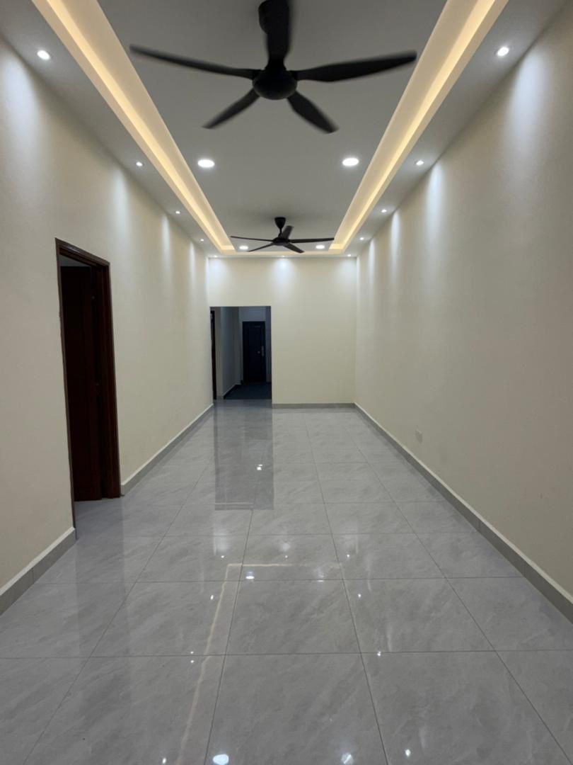 Taman Bestari Indah 1 Sty Terrace,Jalan Bestari,Ulu Tiram,Renovated image