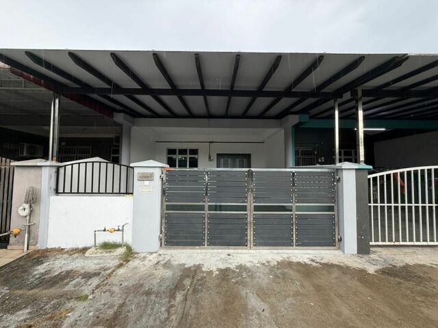 Taman Bestari Indah 1 Sty Terrace,Jalan Bestari,Ulu Tiram,Renovated image