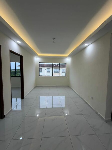 Taman Setia Indah Low Cost Flat,Jalan Setia,Johor Bahru,Renovated,High Floor