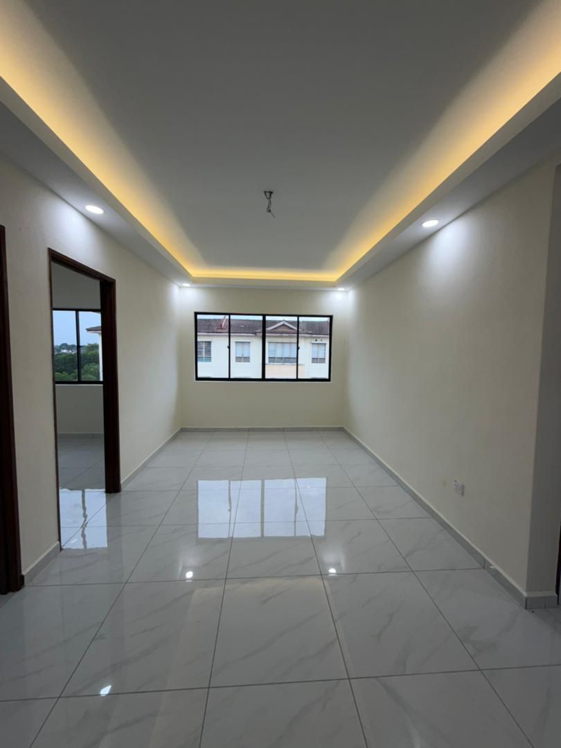 Taman Setia Indah Low Cost Flat,Jalan Setia,Johor Bahru,Renovated,High Floor image