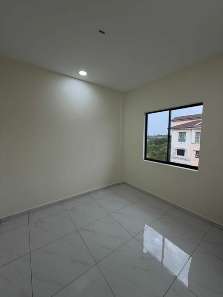 Taman Setia Indah Low Cost Flat,Jalan Setia,Johor Bahru,Renovated,High Floor
