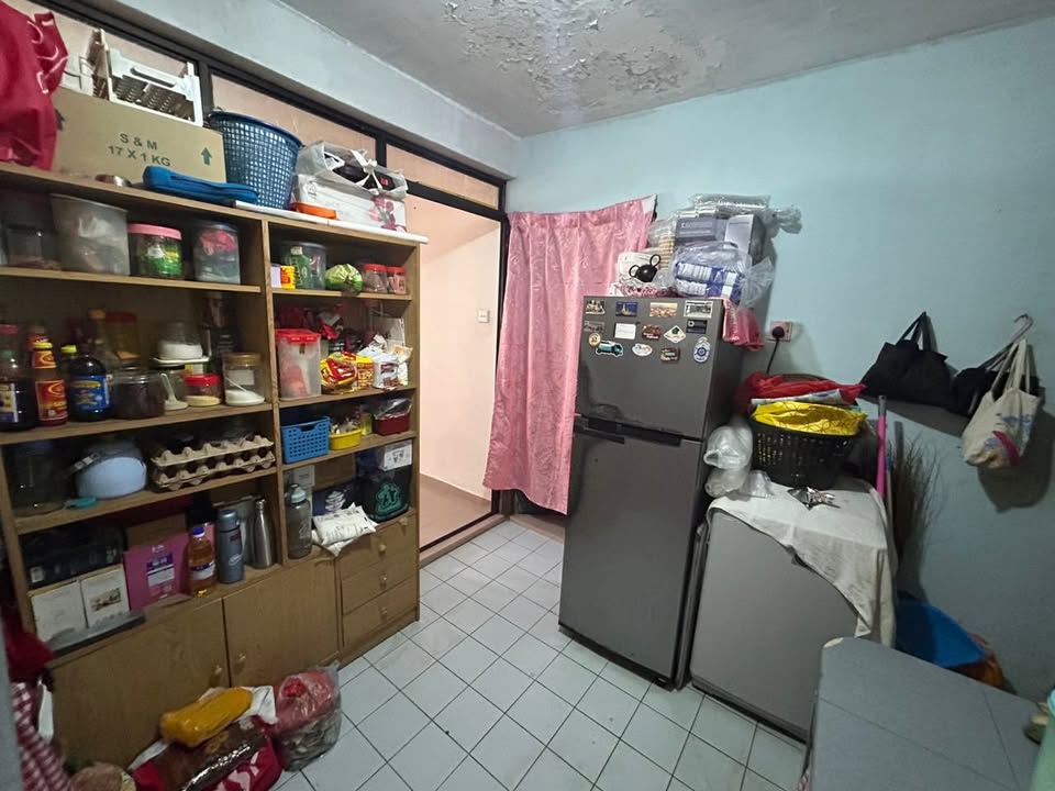 Pangsapuri Sri Delima Flat,Masai,Renovated,Level 3,Pasir Gudang,Full Loan image