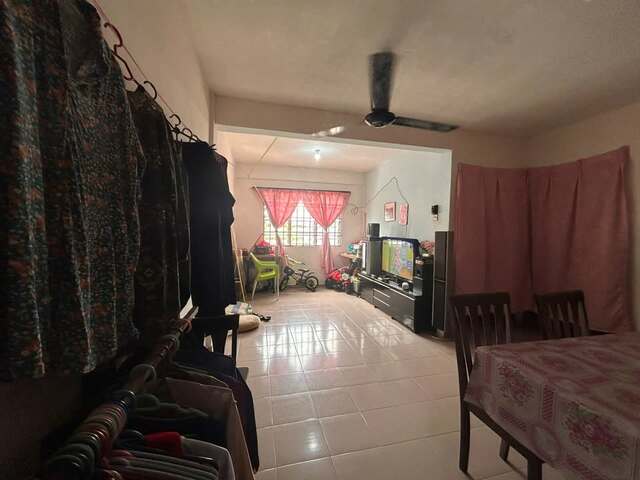 Pangsapuri Sri Delima Flat,Masai,Renovated,Level 3,Pasir Gudang,Full Loan image