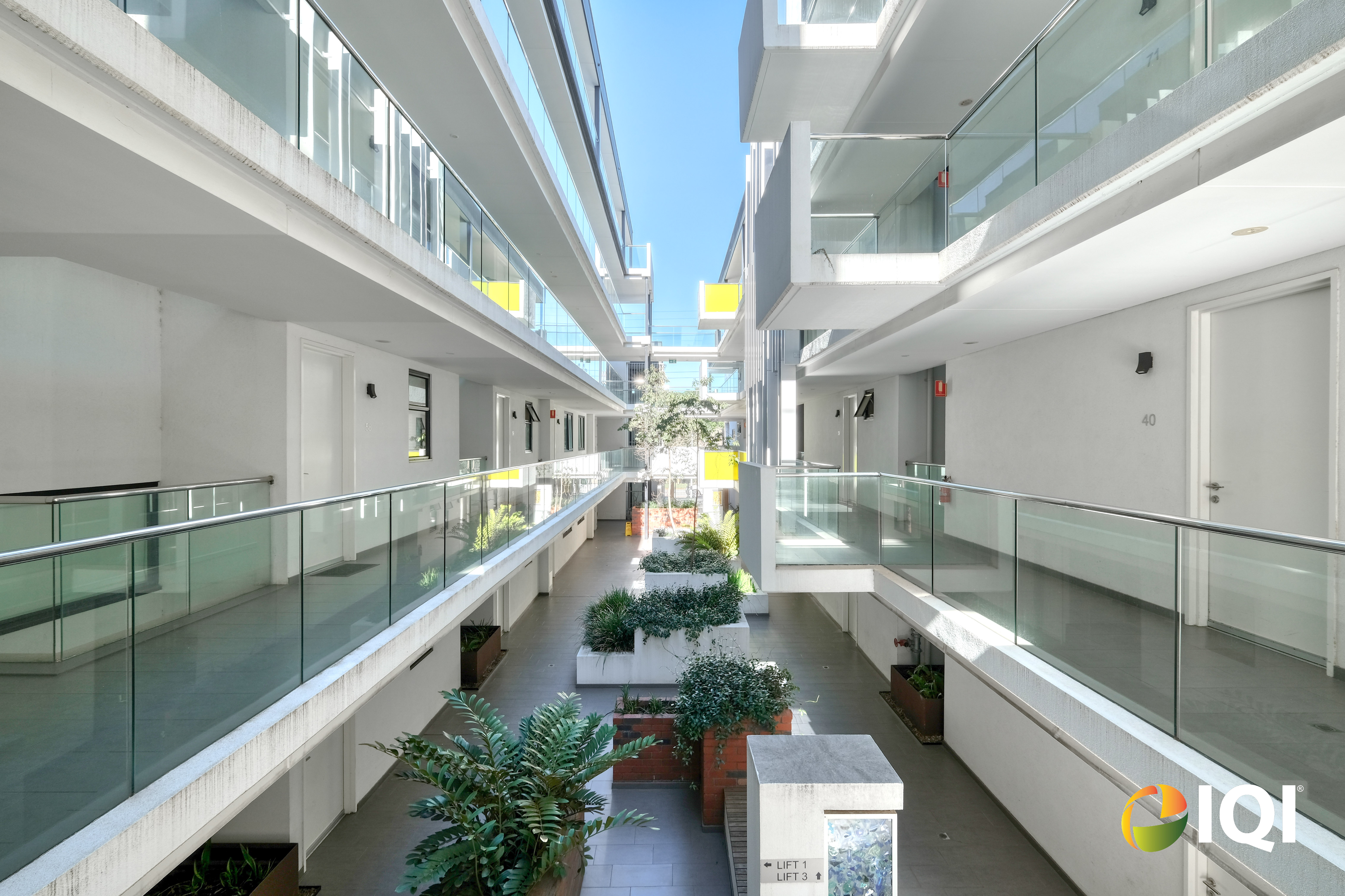 Modern Inner-City Living in a Quiet Pocket Near Hyde Park image