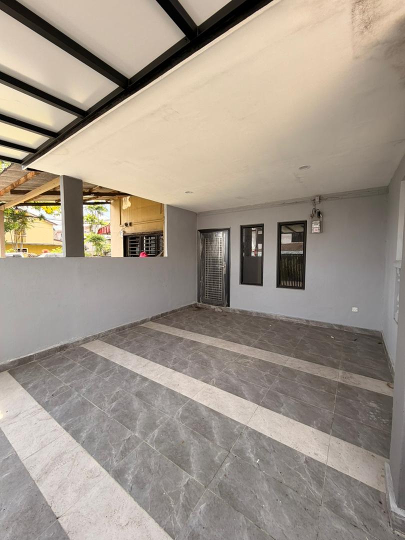 Taman Desa Cemerlang 2 Sty Low Cost,Jalan Lanjut,Ulu Tiram,Renovated image