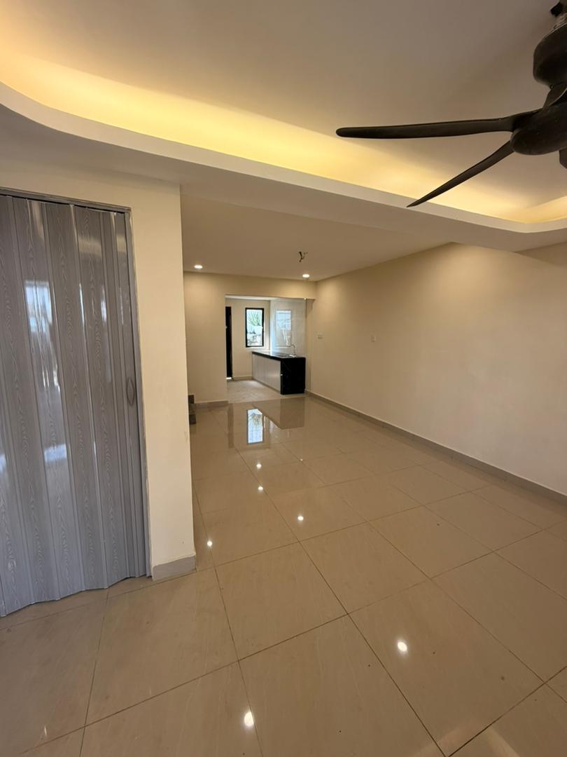Taman Desa Cemerlang 2 Sty Low Cost,Jalan Lanjut,Ulu Tiram,Renovated image