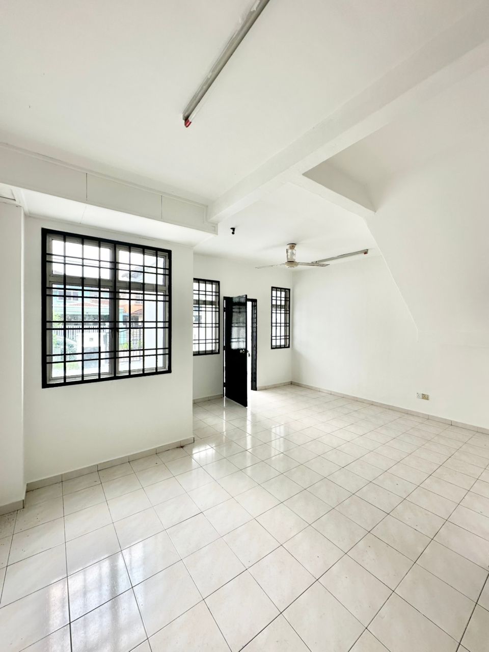 Taman Nusantara 2 Sty Medium Cost,Jalan Nusaria,Gelang Patah,Nusajaya image