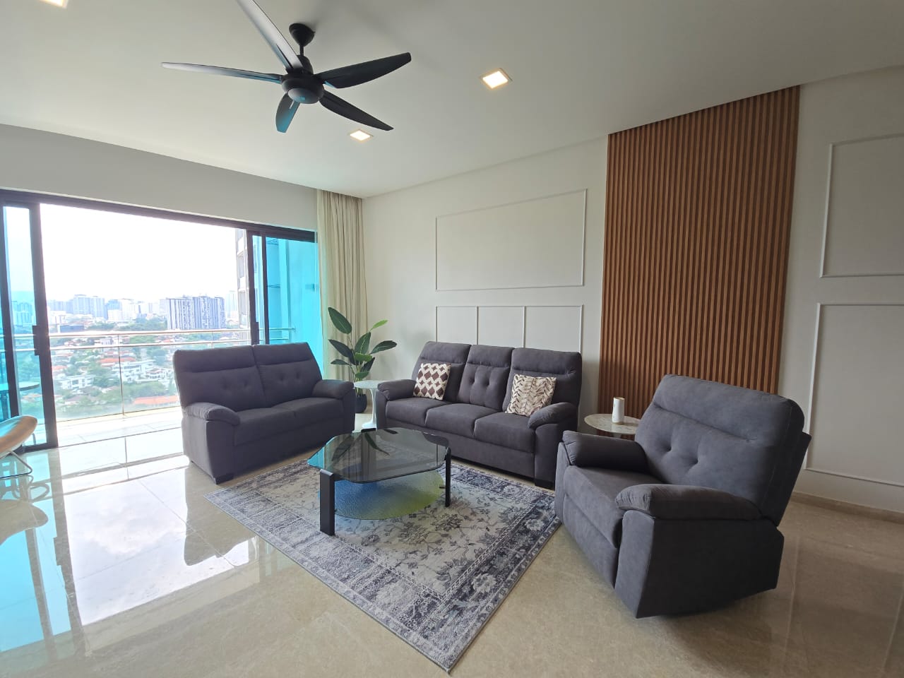 DC Residensi (Damansara City) image