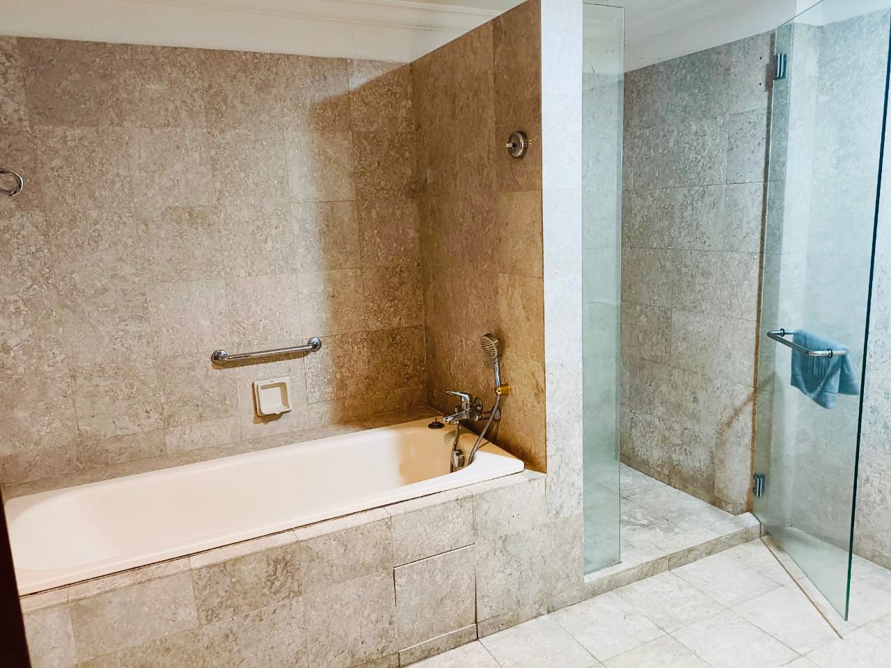Berjaya Times Square Serviced Apartment image
