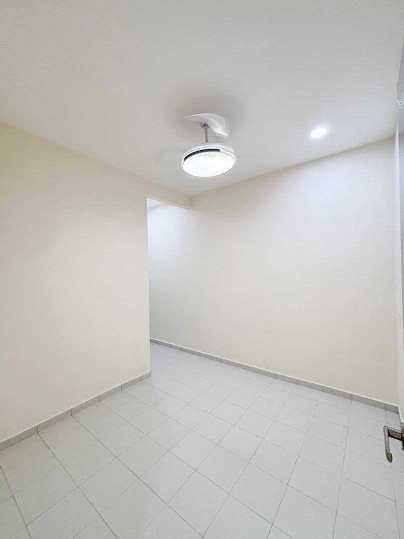 Taman Scientex Townhouse,Jalan Scientex Maju,Kulai,Renovated,Rmmj image