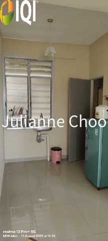 Desa Bayan Apartment image