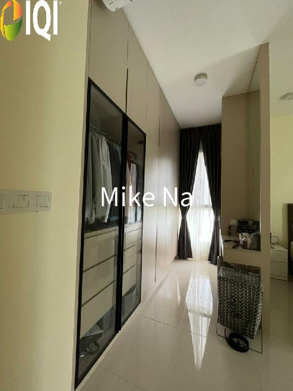 Lakefront Condominium | Emerald Hills @ Alam Damai image