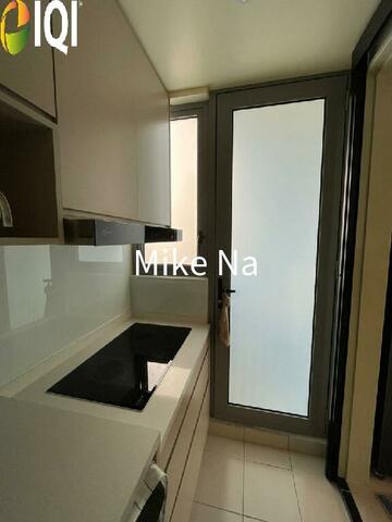 Lakefront Condominium | Emerald Hills @ Alam Damai image