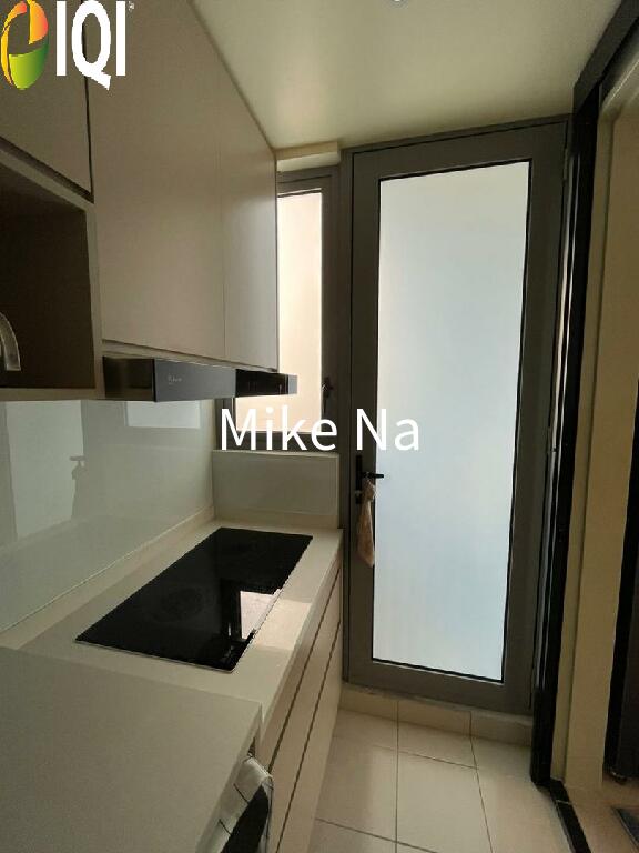 Lakefront Condominium | Emerald Hills @ Alam Damai image