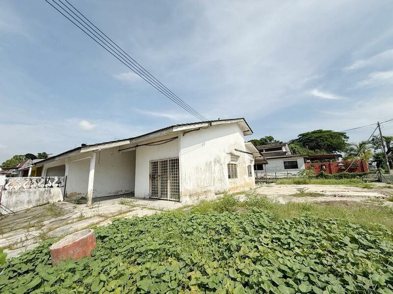 Puteri Wangsa 1 Sty Corner Lot,Jalan Keris,Ulu Tiram,Original Condition