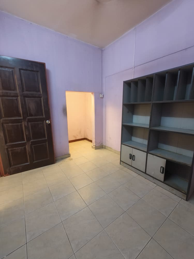 Lorong Kelengkeng 1 Taman Likas Park image