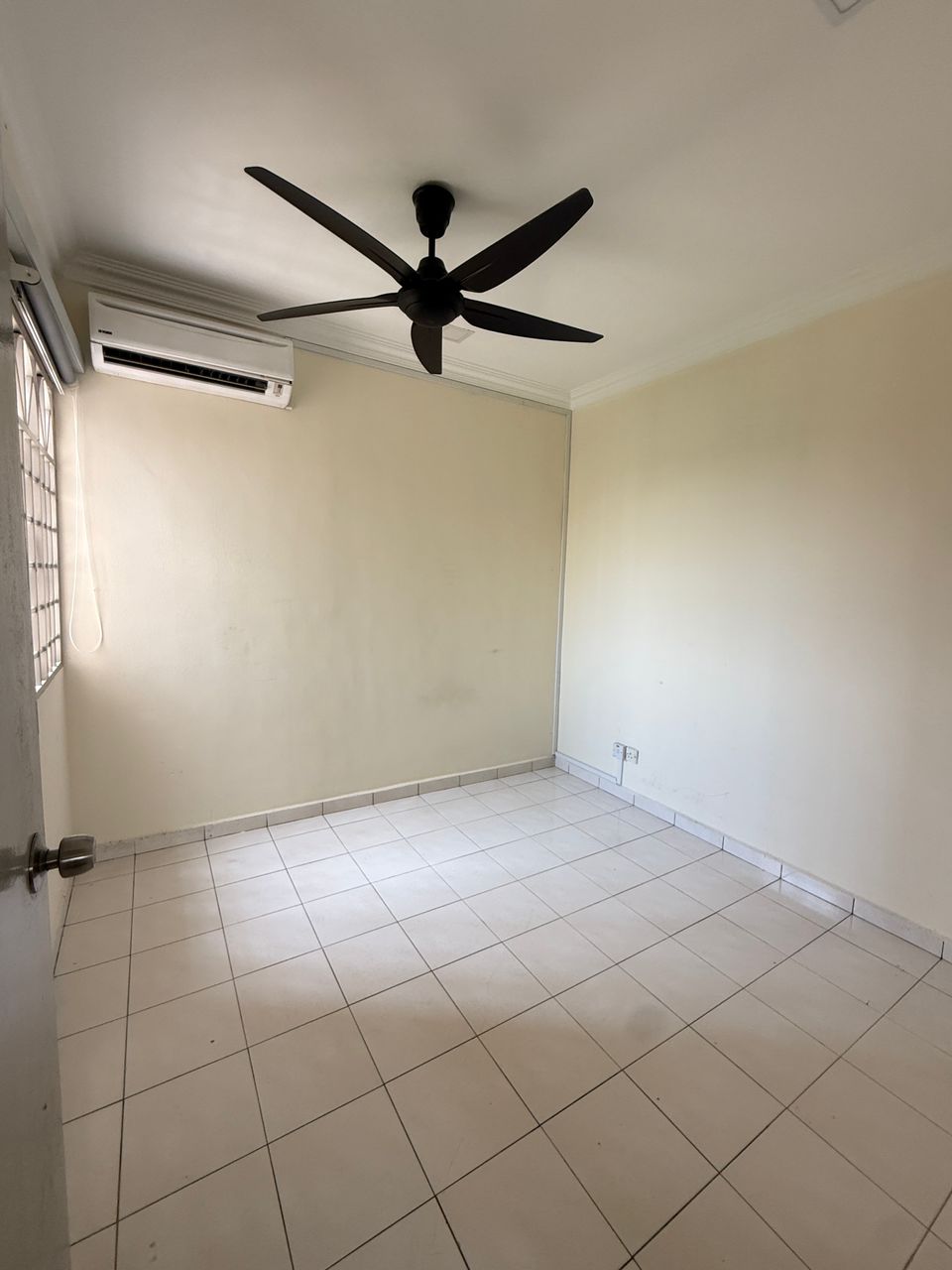 Impian Senibong Apartment,Level 8,Permas,Masai,Johor Bahru,Full Loan image