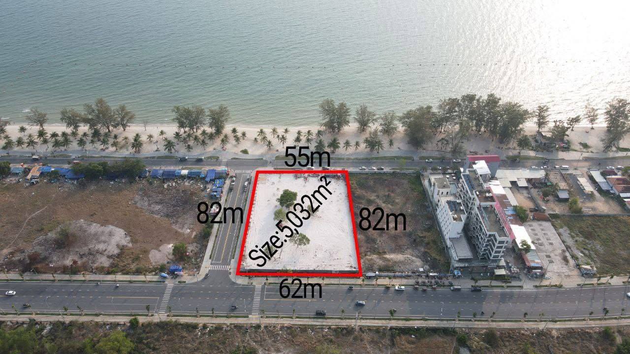Land in from of Otres Beach image