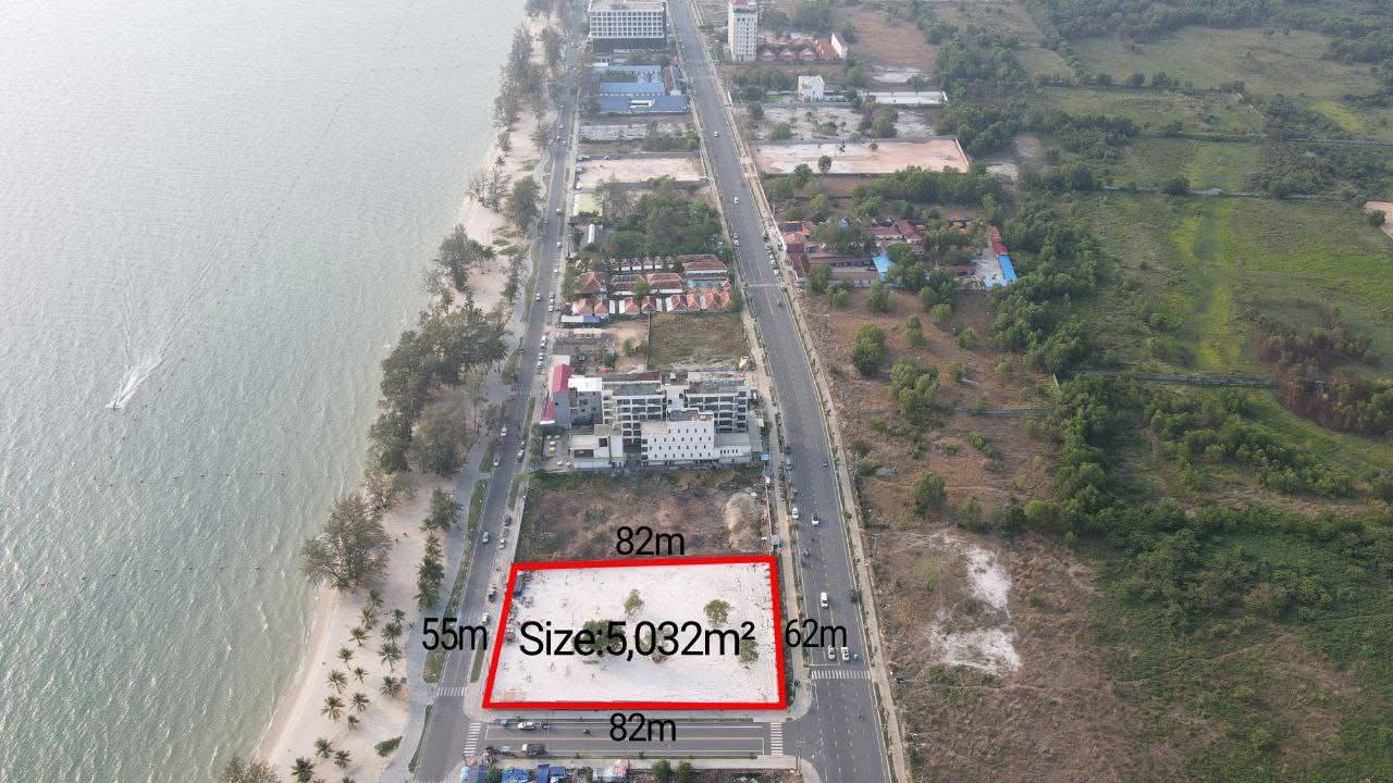 Land in from of Otres Beach image
