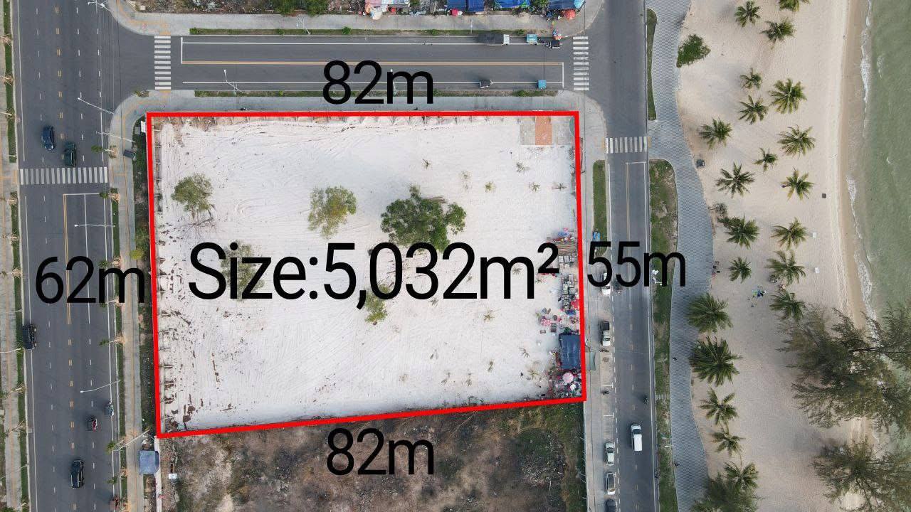 Land in from of Otres Beach image