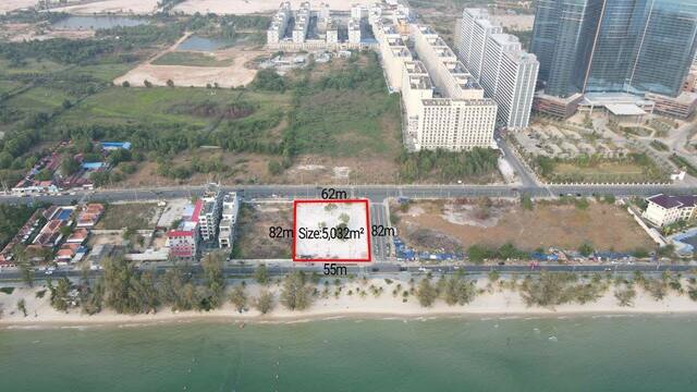 Land in from of Otres Beach image