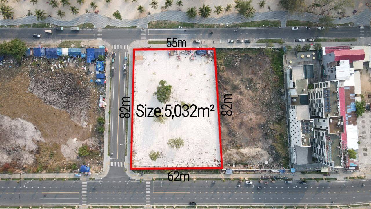 Land in from of Otres Beach image