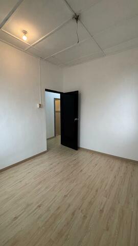 Taman Daya Medium Cost Flat,Jalan Enau,Johor Bahru,Renovated,Level 4 image