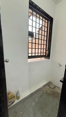 Taman Daya Medium Cost Flat,Jalan Enau,Johor Bahru,Renovated,Level 4 image