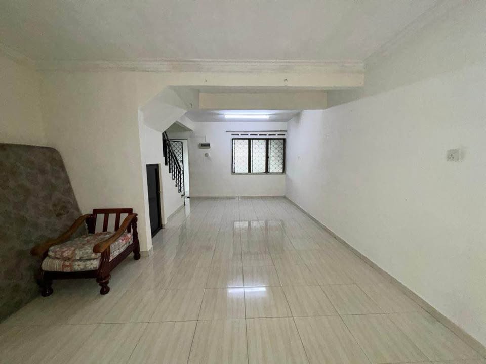 Taman Skudai Baru 2 Sty Low Cost,Jalan Hang Tuah,Skudai,Full Loan image