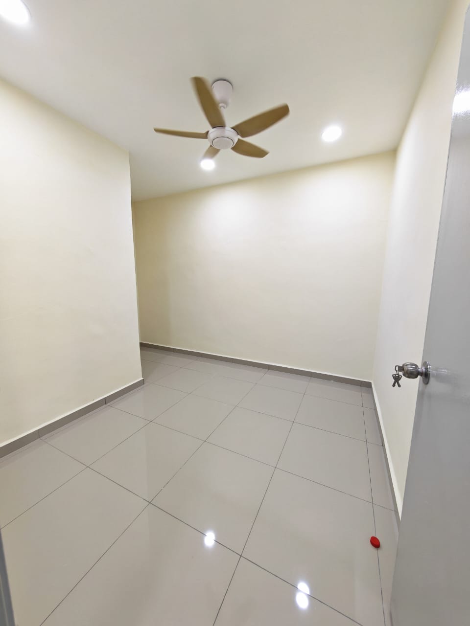 Taman Bukit Kempas Single Storey Low Cost,Renovated,Johor Bahru,Tampoi image