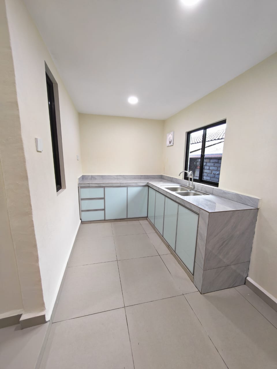 Taman Bukit Kempas Single Storey Low Cost,Renovated,Johor Bahru,Tampoi image