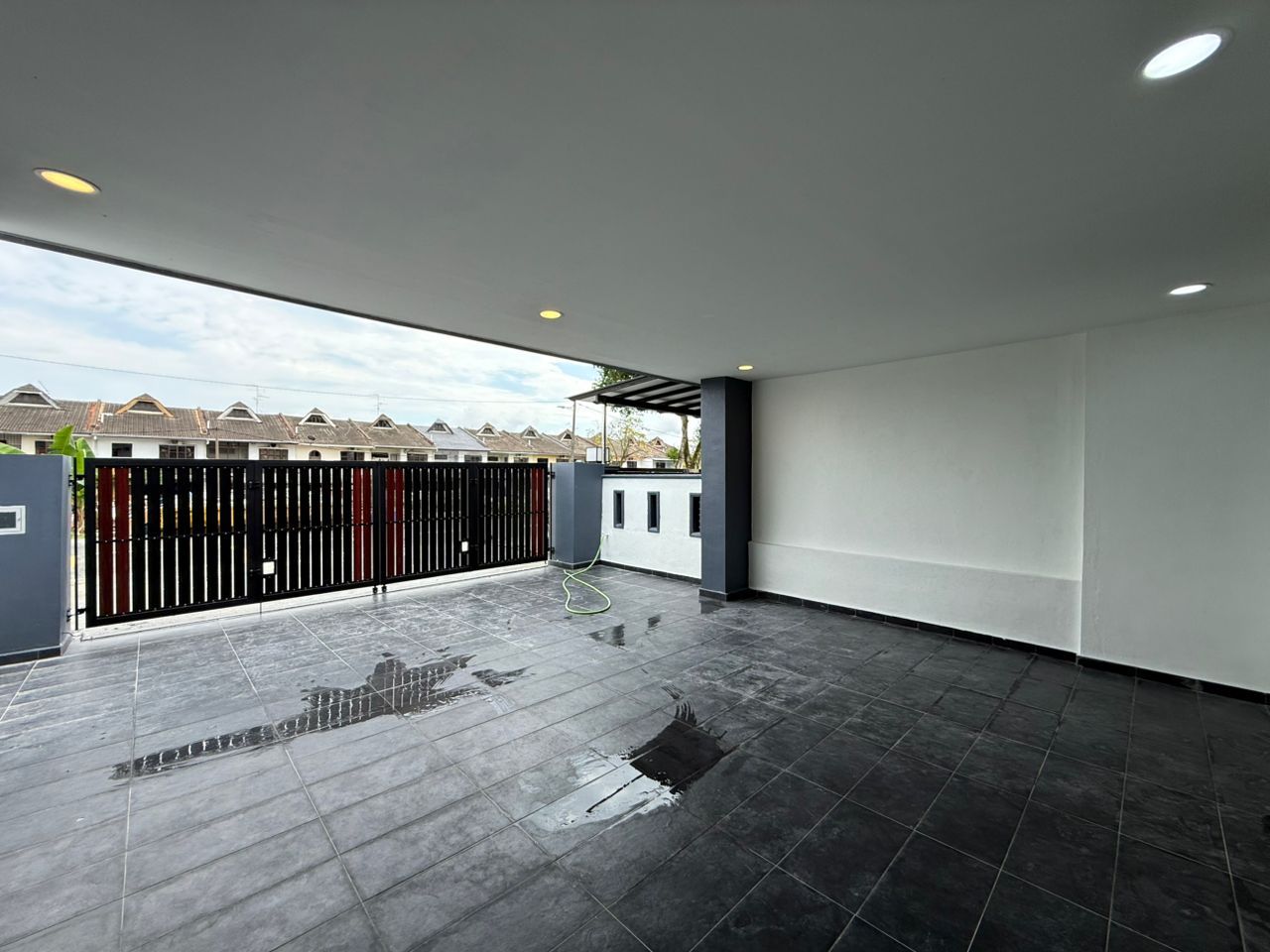 Taman Sri Putri Double Storey Terrace,Jalan Timah,Skudai,Renovated,Extend image