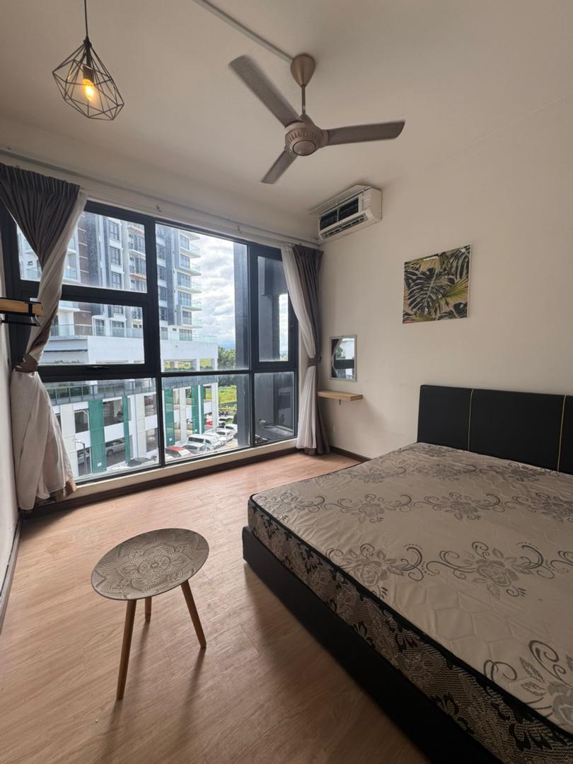 THE RIVERSIDE RESIDENCE image