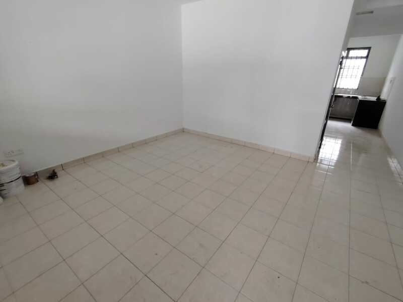Taman Rinting 2 Sty Medium Cost,Jalan Ketapang,Masai,Renovated