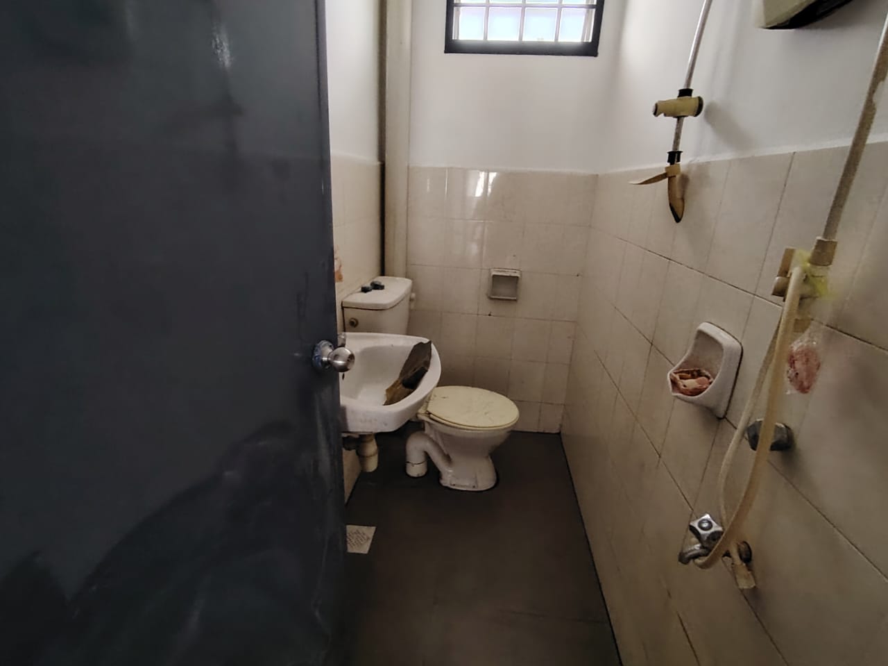 Taman Rinting 2 Sty Medium Cost,Jalan Ketapang,Masai,Renovated image