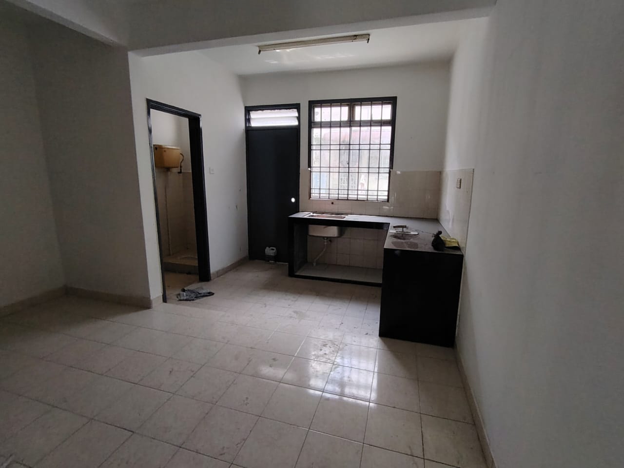 Taman Rinting 2 Sty Medium Cost,Jalan Ketapang,Masai,Renovated image