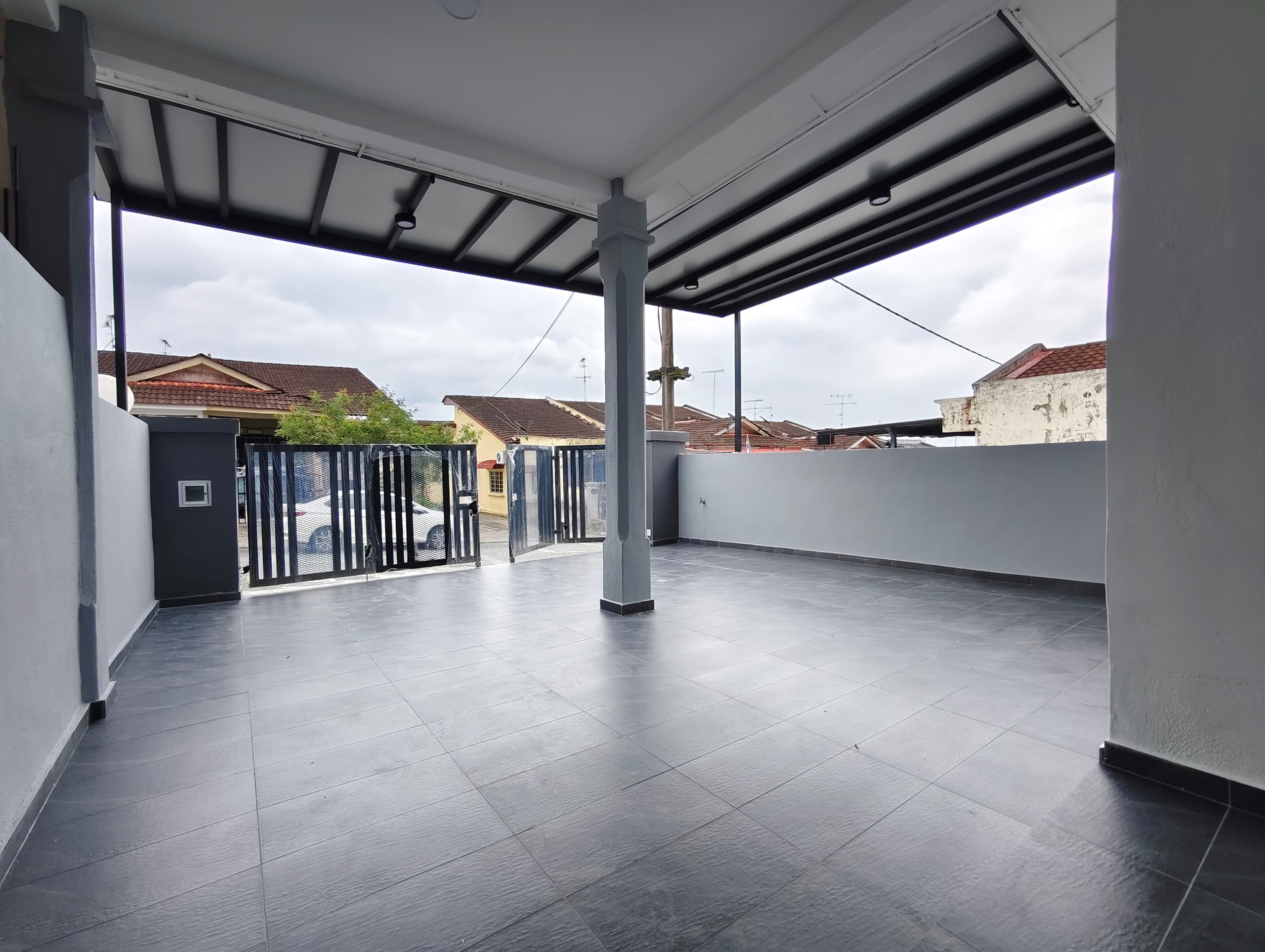 Taman Wawasan 1 Sty Terrace,Jalan Rajawali,Kelapa Sawit,Kulai,Renovated image