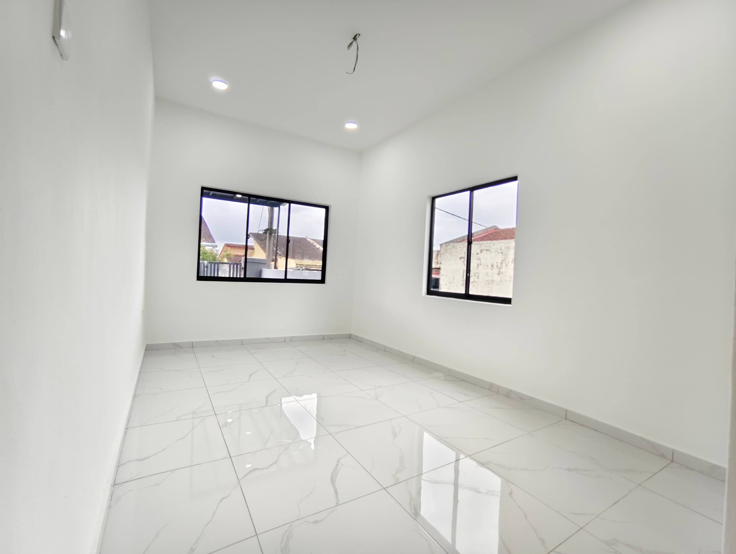 Taman Wawasan 1 Sty Terrace,Jalan Rajawali,Kelapa Sawit,Kulai,Renovated image