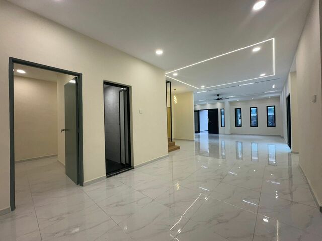 Taman Sri Tebrau 2 Sty Semi D,Jalan Rentaka,Johor Bahru,Renovated,Extend