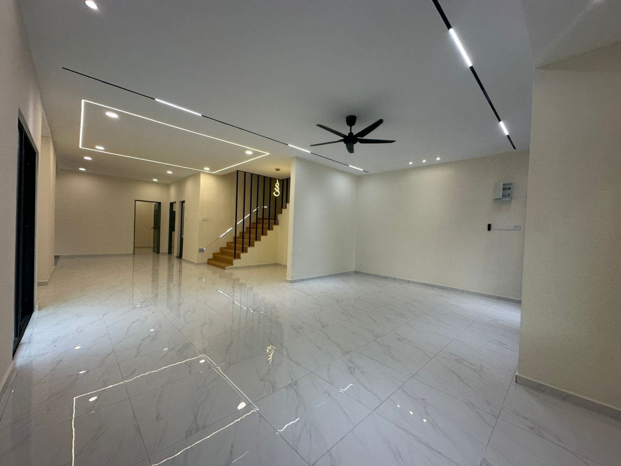 Taman Sri Tebrau 2 Sty Semi D,Jalan Rentaka,Johor Bahru,Renovated,Extend image