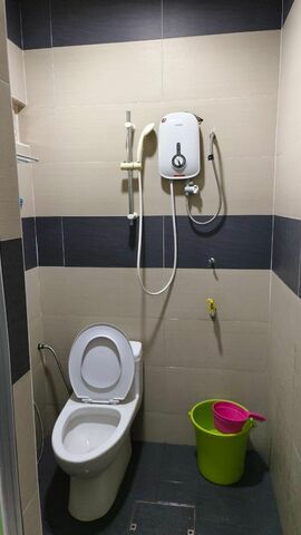 Taman Nesa Skudai 1 Sty Low Cost Corner Lot,Jalan Joget,Skudai,Renovated image