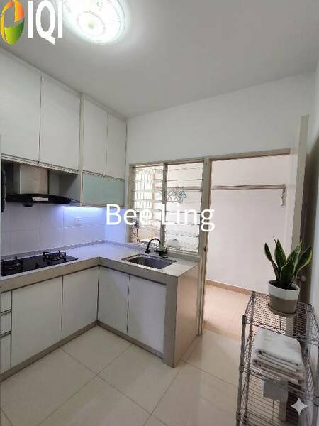 1120 Park Avenue, PJS 1