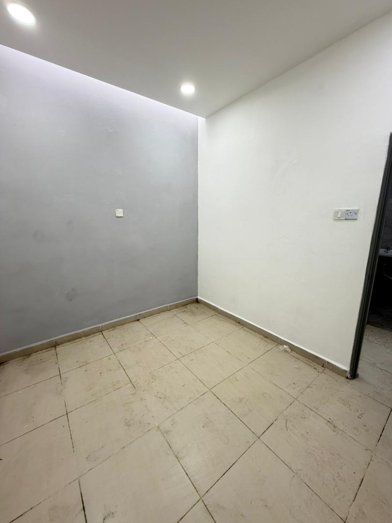 Taman Pulai Emas 1 Storey Terrace,Renovated,Extend,Johor Bahru,Skudai image