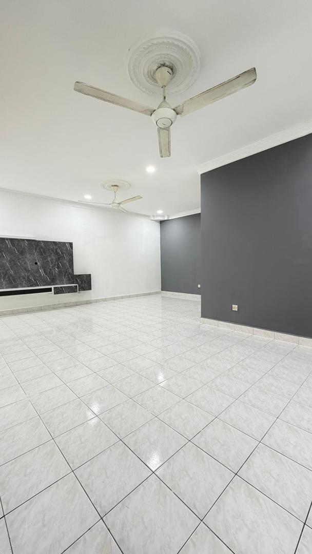 Taman Mutiara Rini 2 Sty Terrace,Jalan Bakti,Skudai,Renovated,Full Loan image
