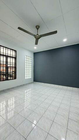 Taman Mutiara Rini 2 Sty Terrace,Jalan Bakti,Skudai,Renovated,Full Loan image