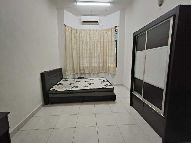 Taman Bestari Indah 1 Sty Terrace,Jalan Bestari,Ulu Tiram,Renovated