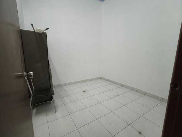 Taman Bestari Indah 1 Sty Terrace,Jalan Bestari,Ulu Tiram,Renovated image