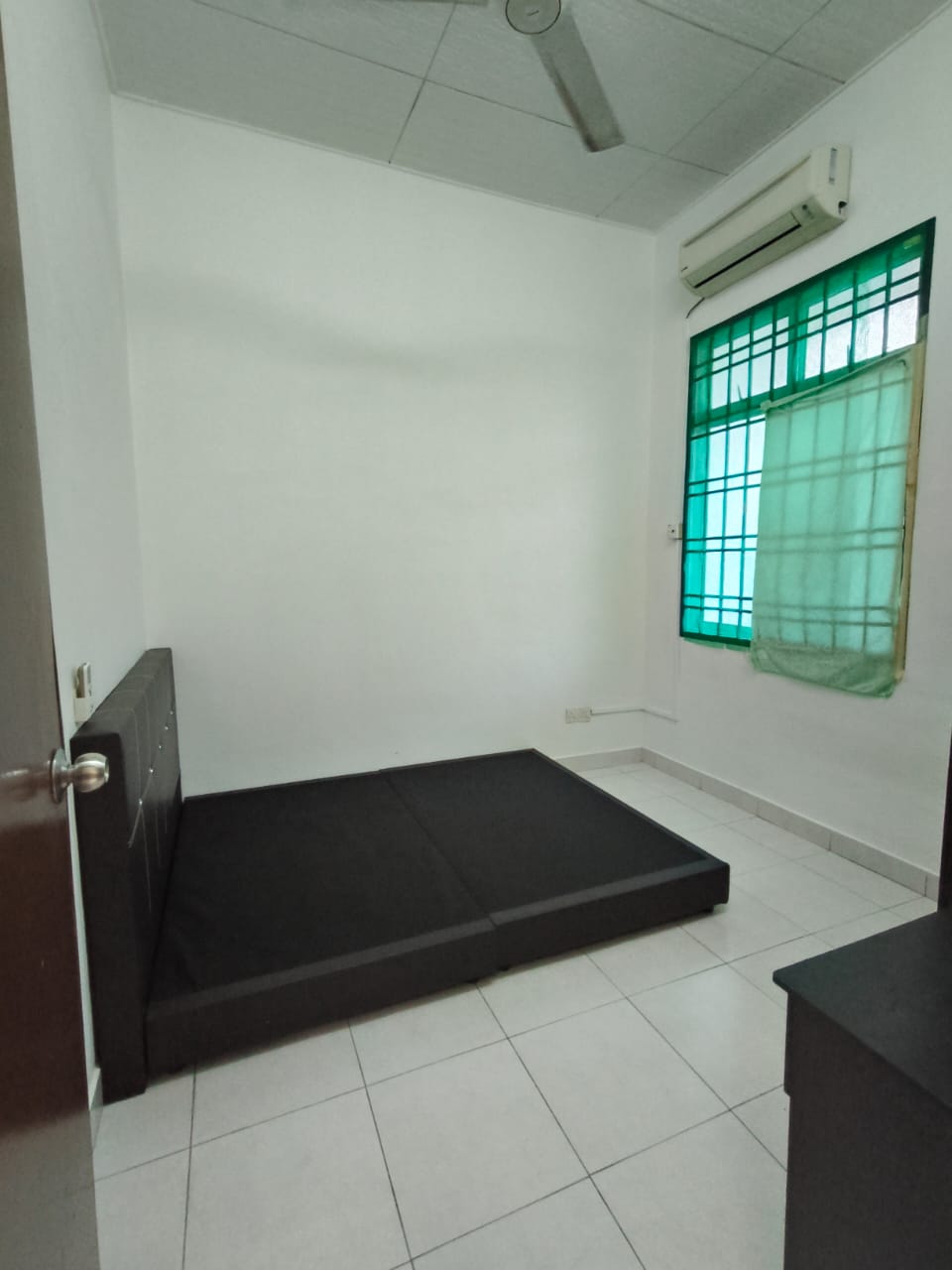 Taman Bestari Indah 1 Sty Terrace,Jalan Bestari,Ulu Tiram,Renovated image