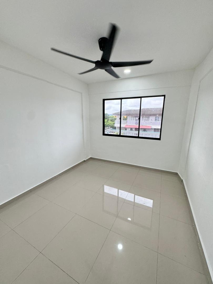 Taman Cendana Low Cost Flat,Pasir Gudang,Level 5,Renovated image