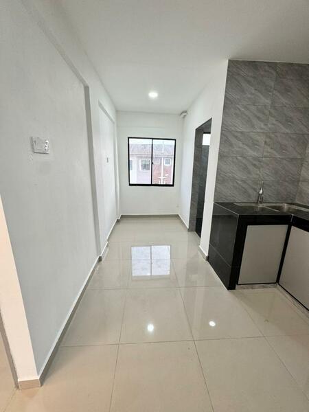 Taman Cendana Low Cost Flat,Pasir Gudang,Level 5,Renovated